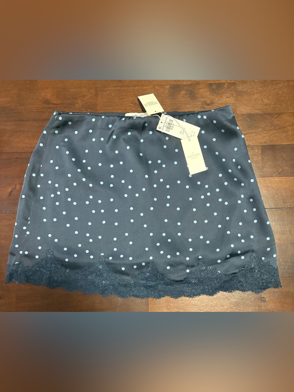 Abercrombie & Fitch Ultra High Rise Lace & Satin Mini Skort